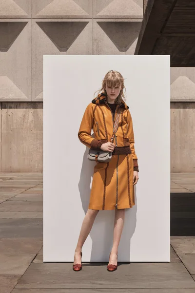 Look 7